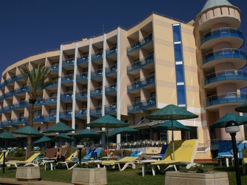 קוסדסי Faustina Hotel & Spa מראה חיצוני תמונה